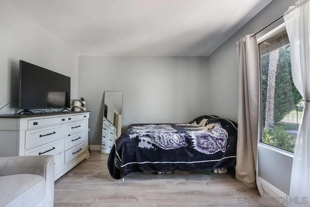 https://cdn.realtyfeed.com/cdn/127/260016646/cc1c1f041ddd0c0c3270f85fc2d86439.webp