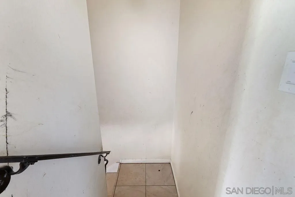 https://cdn.realtyfeed.com/cdn/127/260016646/e8cc2a6a84d43134ef8b02b1577e0654.webp
