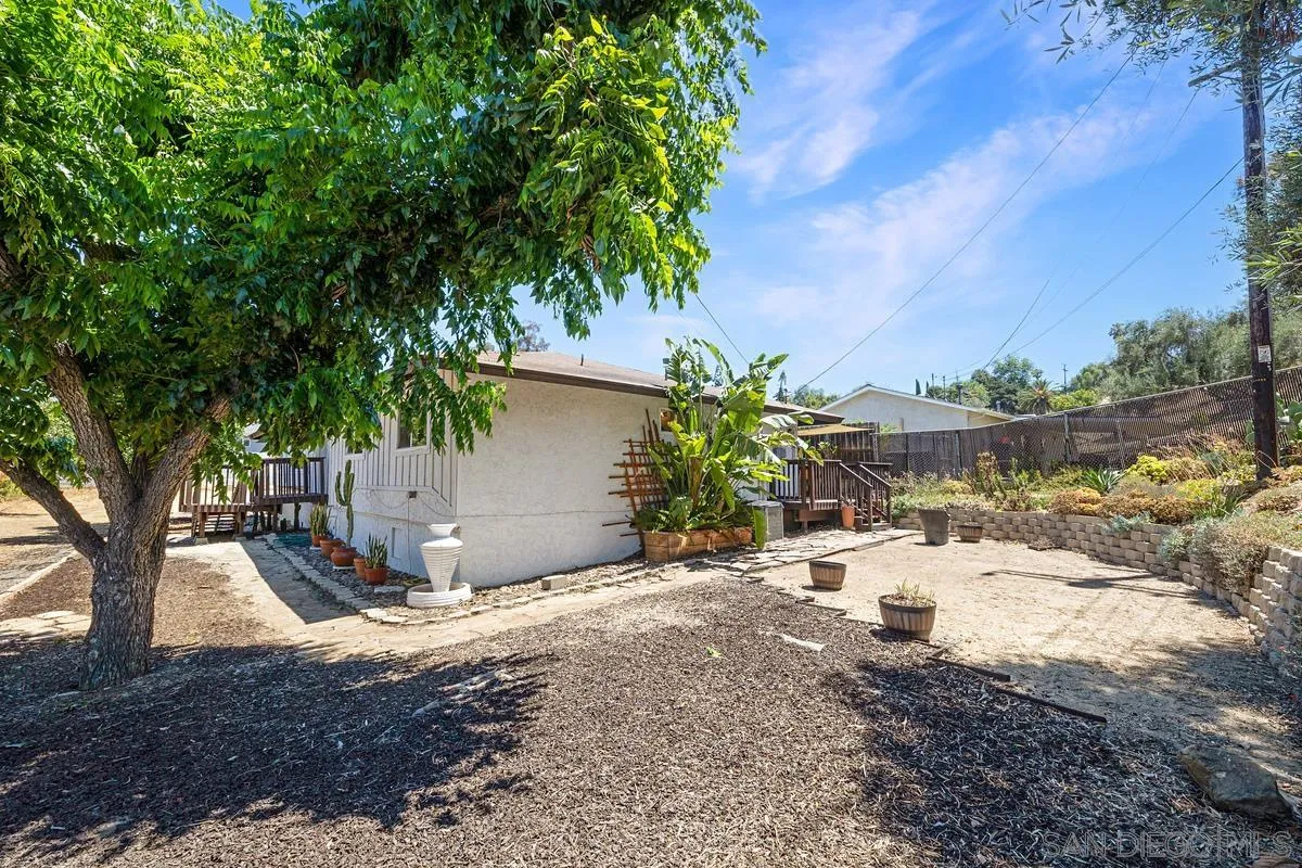 https://cdn.realtyfeed.com/cdn/127/260016649/1c6b1e3ece35428ba4925454a9cffed2.webp