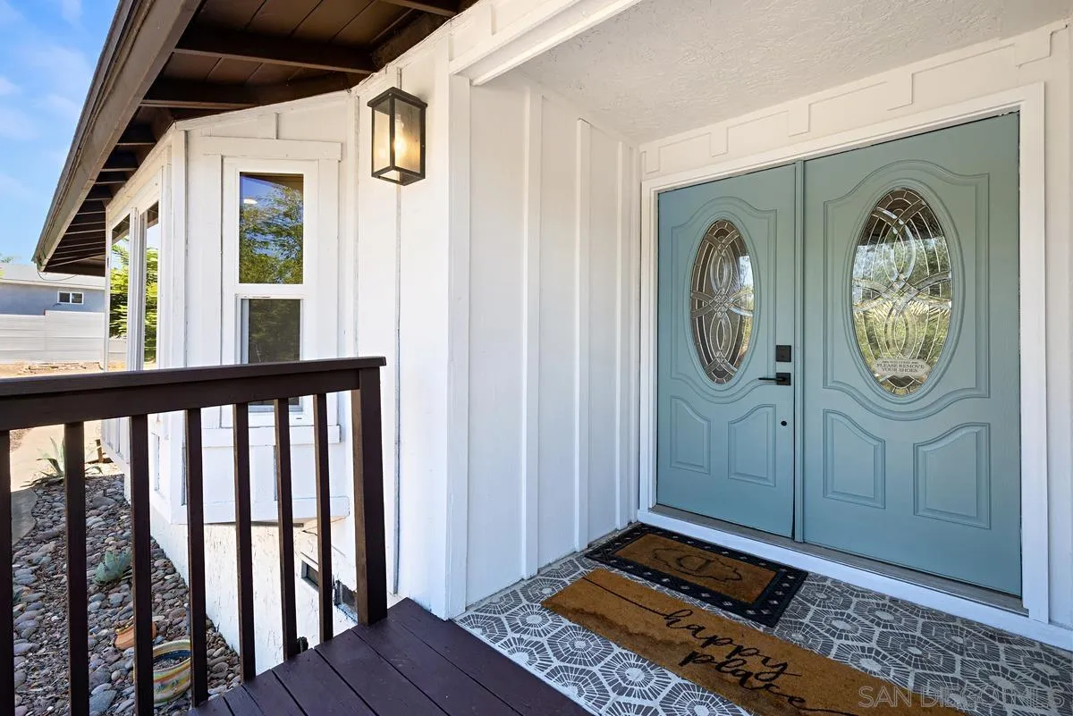 https://cdn.realtyfeed.com/cdn/127/260016649/28aeeeeabb8b21d2f22b1a1ee78166e6.webp