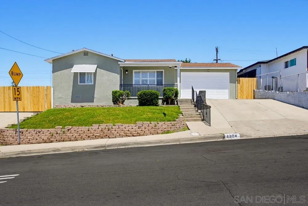 5374 Bonita Dr, San Diego, CA 92114 - Main photo, San Diego, CA