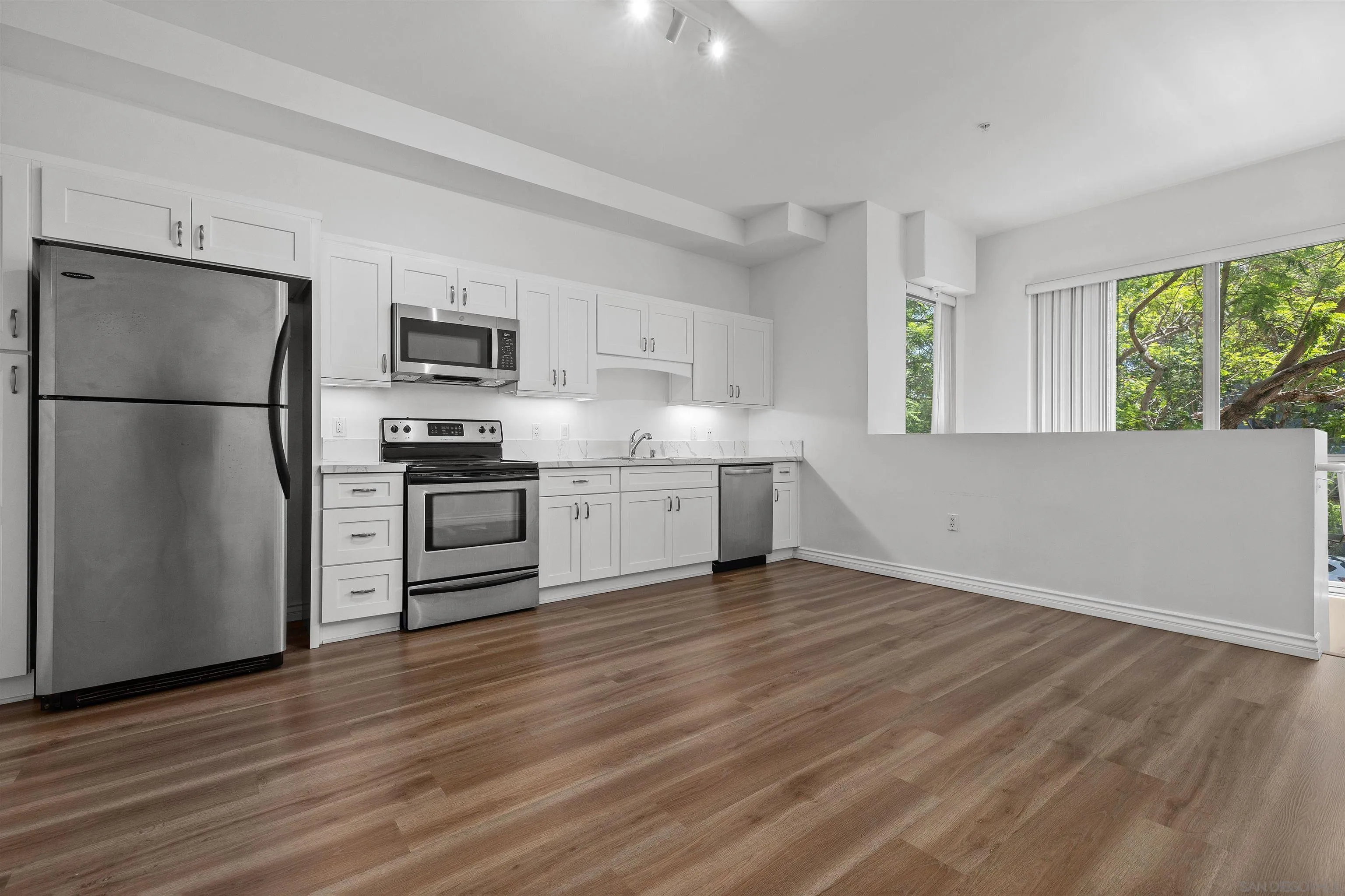 Photo #10: 260016651 Listing: Photo #10
