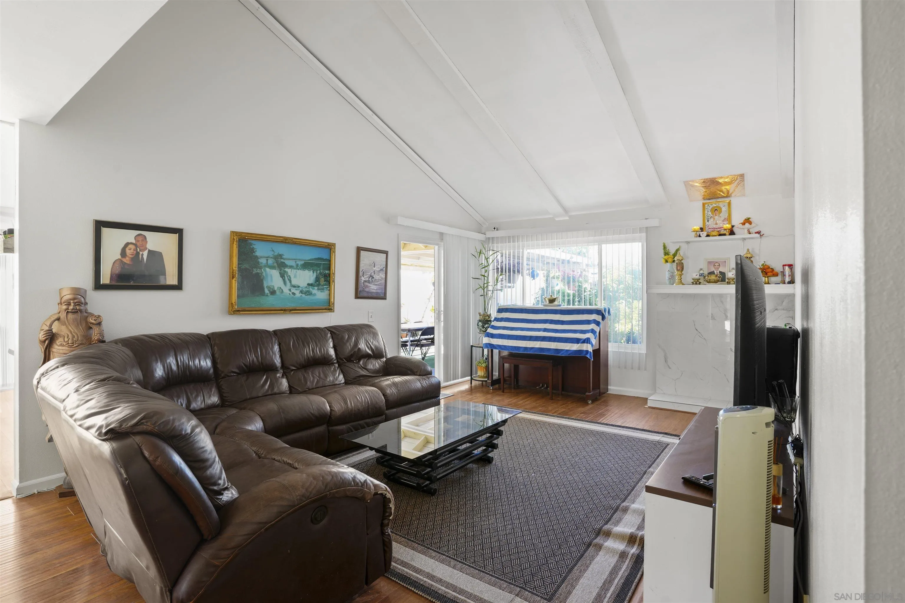 14513 Mirando, Poway, CA 92064 - Photo 2 of 24, Poway, CA