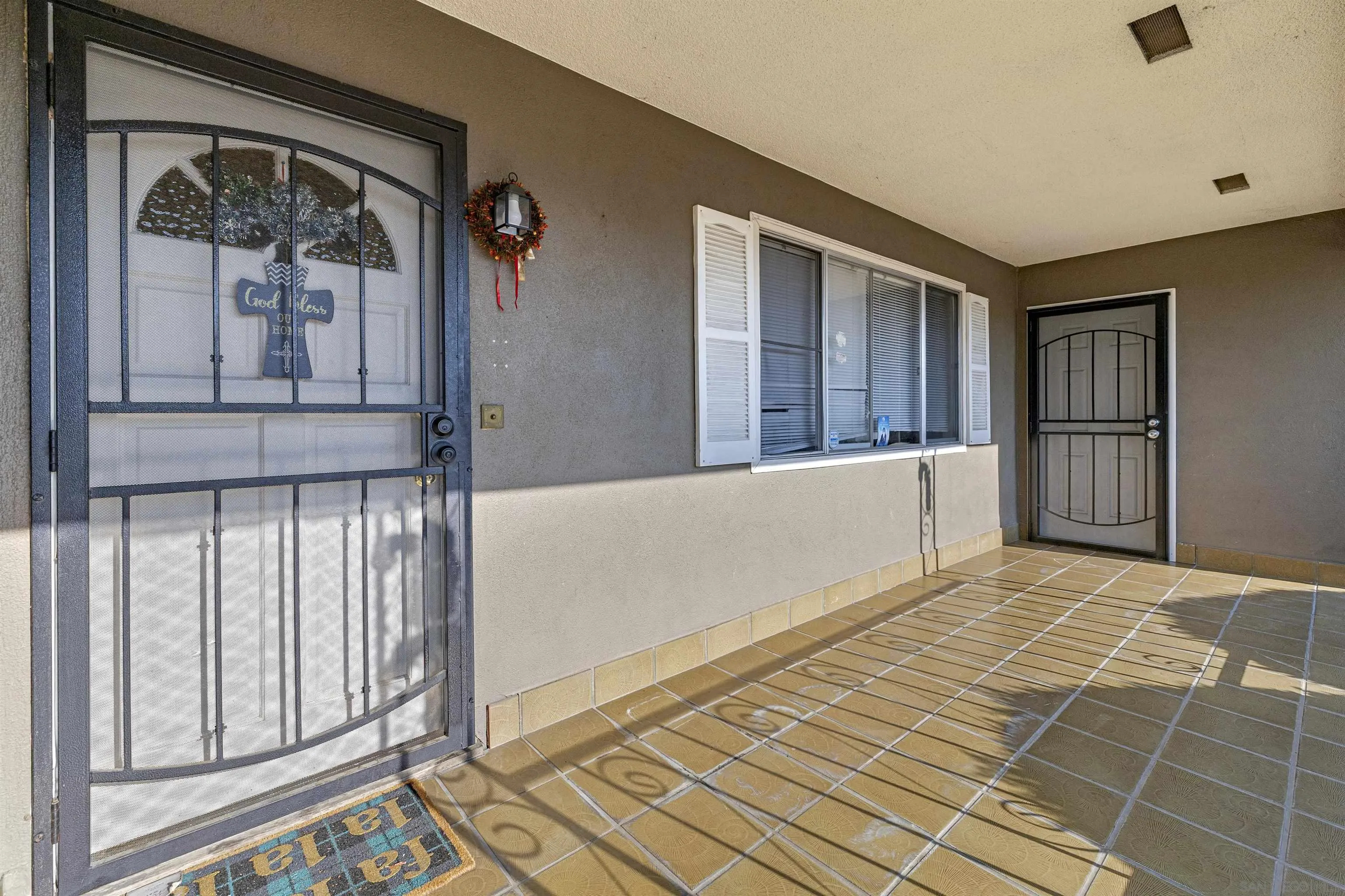 560 Hart Street, Hemet, CA 92543 - Photo 2 of 32, Hemet, CA