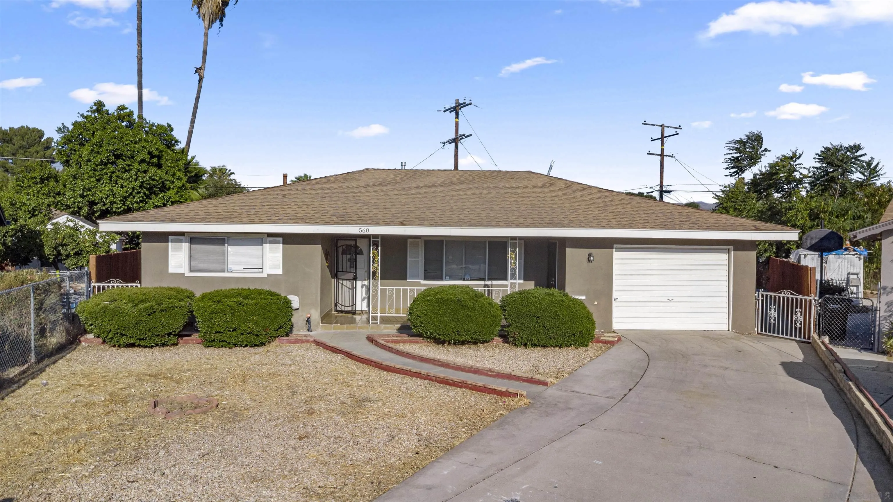 560 Hart Street, Hemet, CA 92543 - Main photo, Hemet, CA