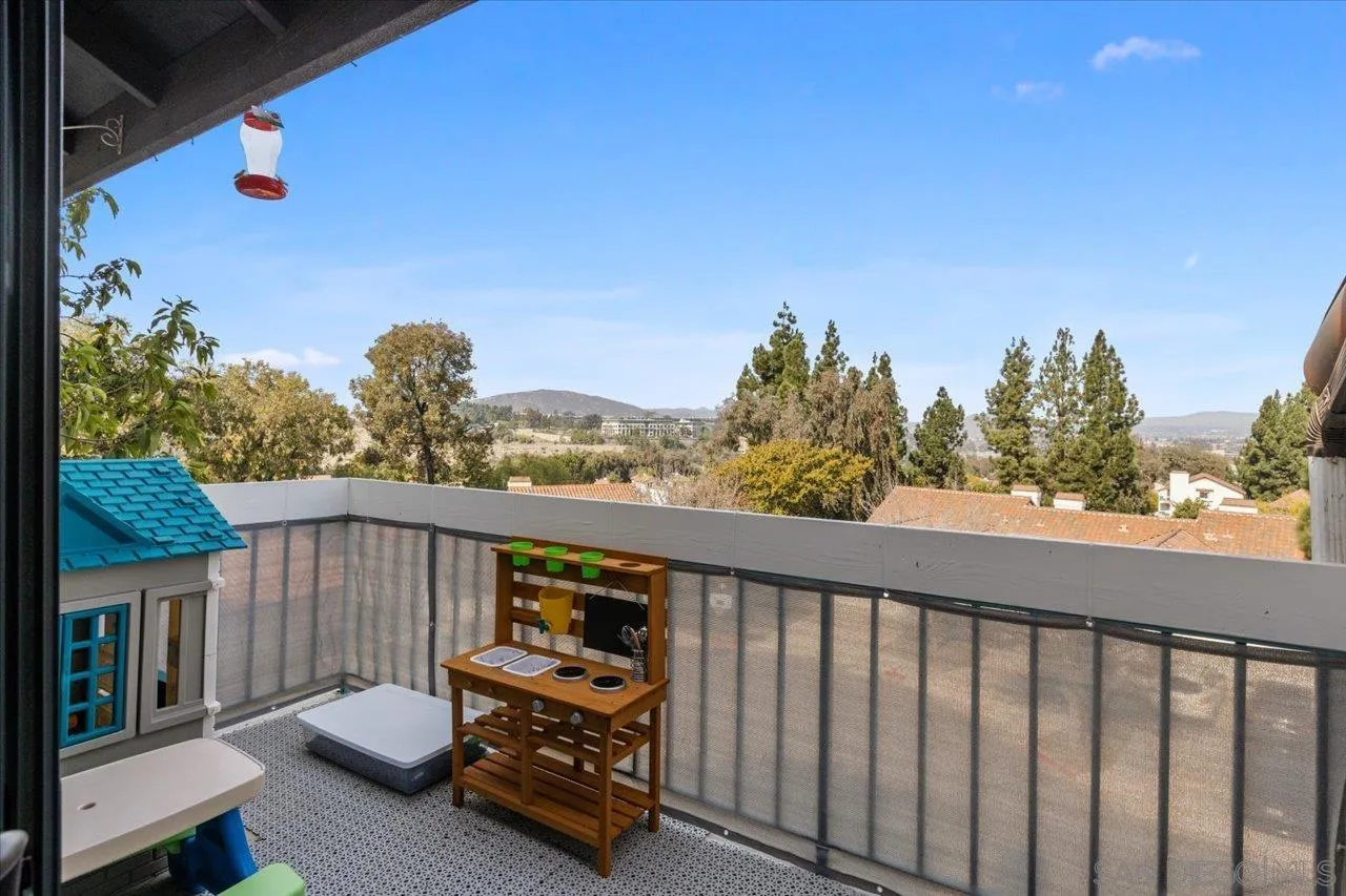 https://cdn.realtyfeed.com/cdn/127/260016666/203182d2f1588bd9625a9a3dbd3a6769.webp