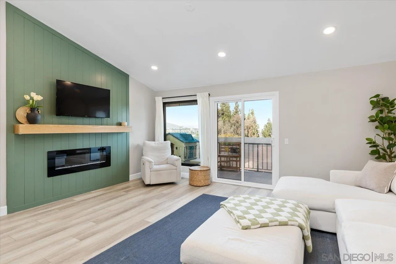 https://cdn.realtyfeed.com/cdn/127/260016666/58a8d840f910e8f5952c89577a0c82ec.webp