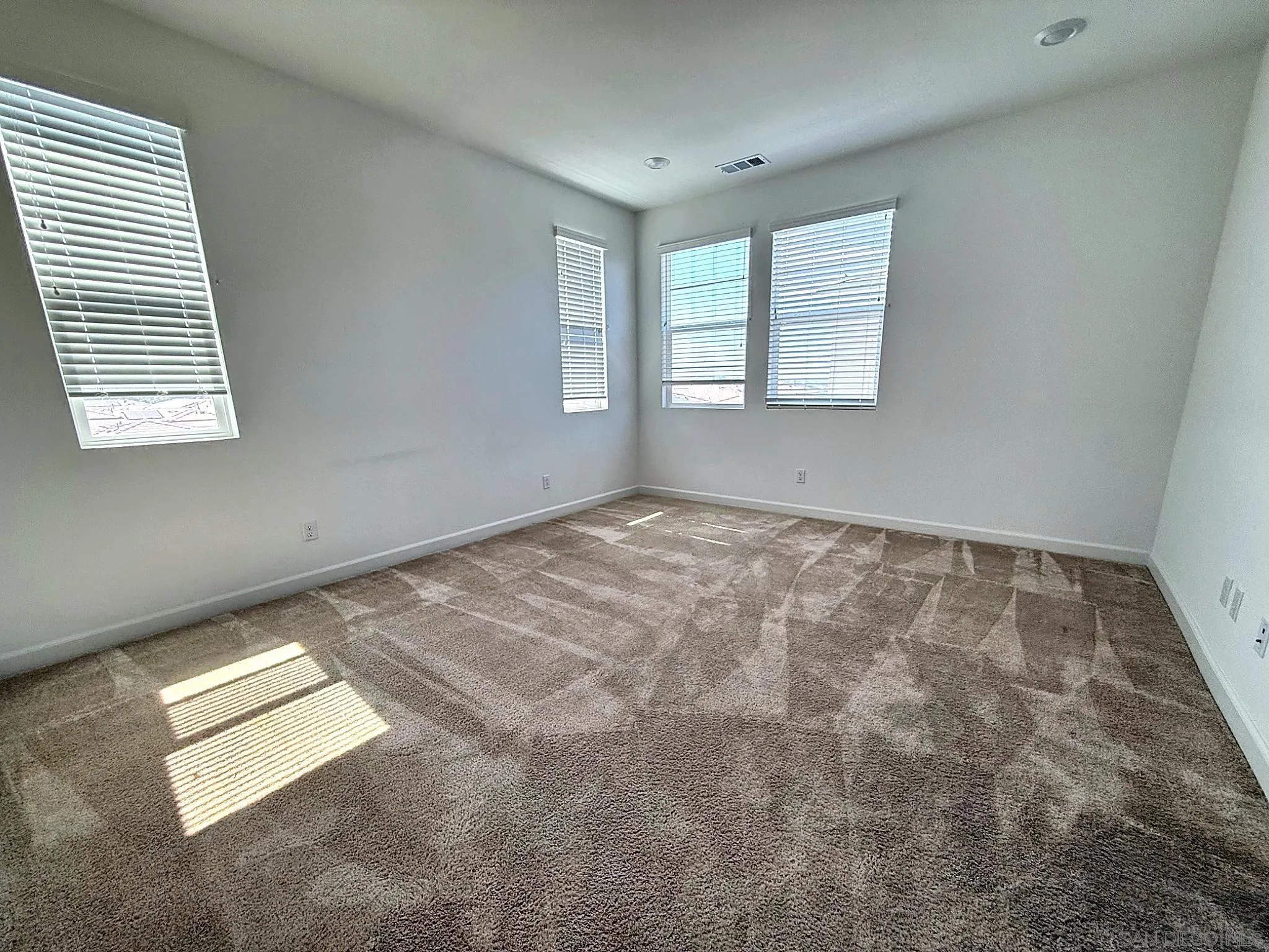 Photo #6: 260016667 Listing: Photo #6