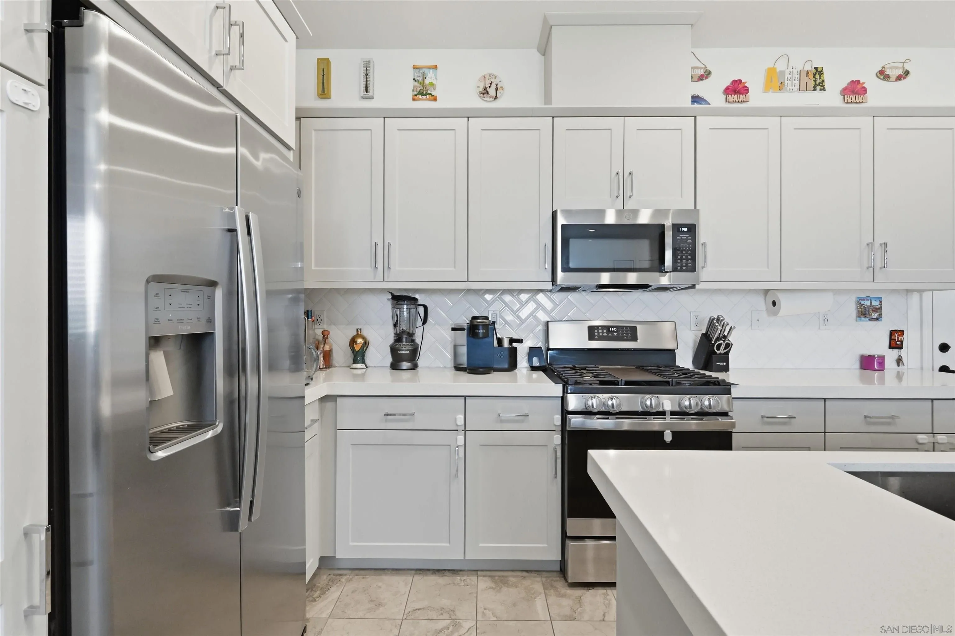 https://cdn.realtyfeed.com/cdn/127/260016673/44adf841b2bab0a99f555d8993089bf7.webp