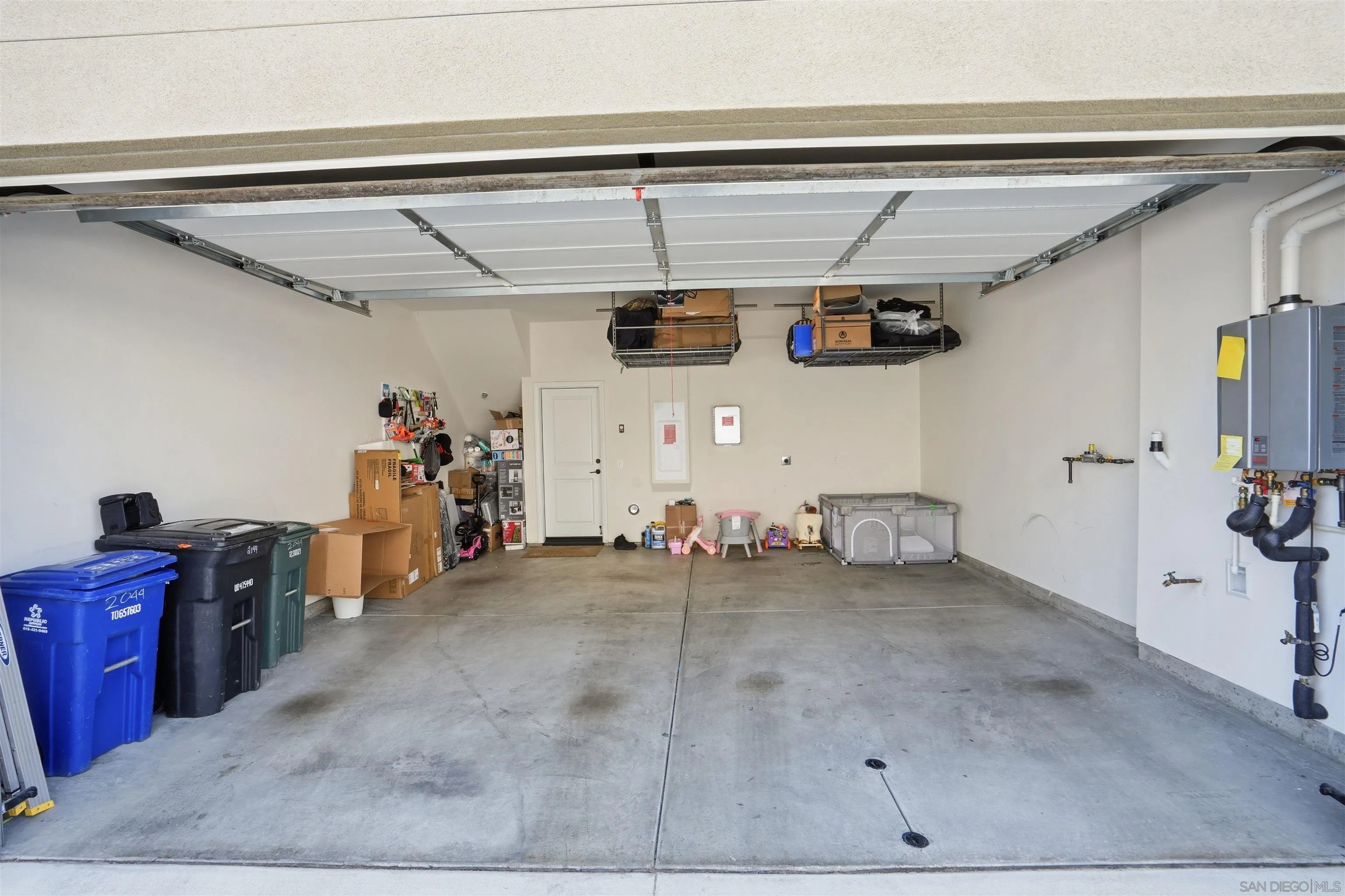 https://cdn.realtyfeed.com/cdn/127/260016673/6a5f4b67bb940f5cf85ce2ab7185c927.webp