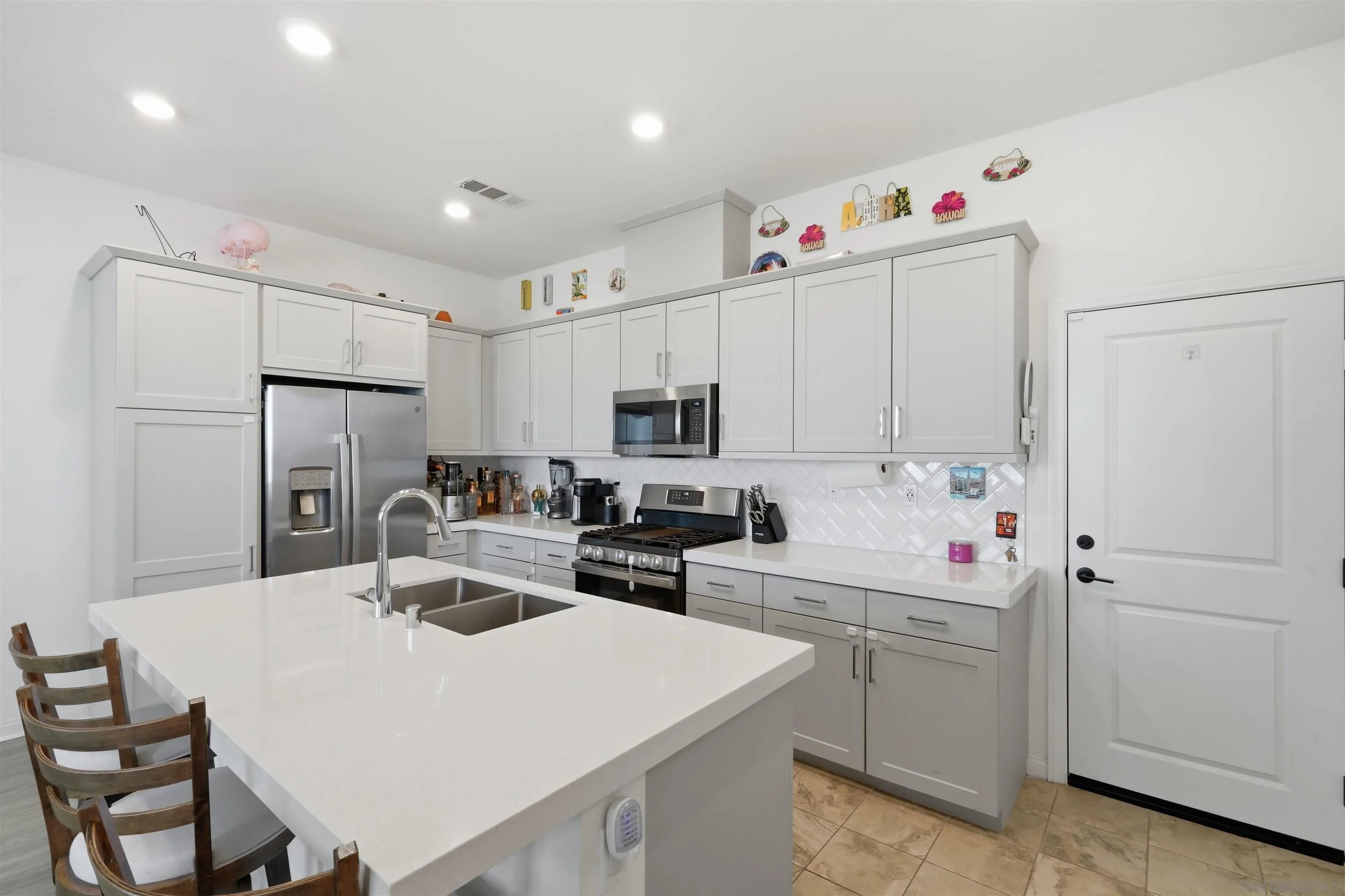 https://cdn.realtyfeed.com/cdn/127/260016673/c6757af158a3d95c115a71634790f37a.webp