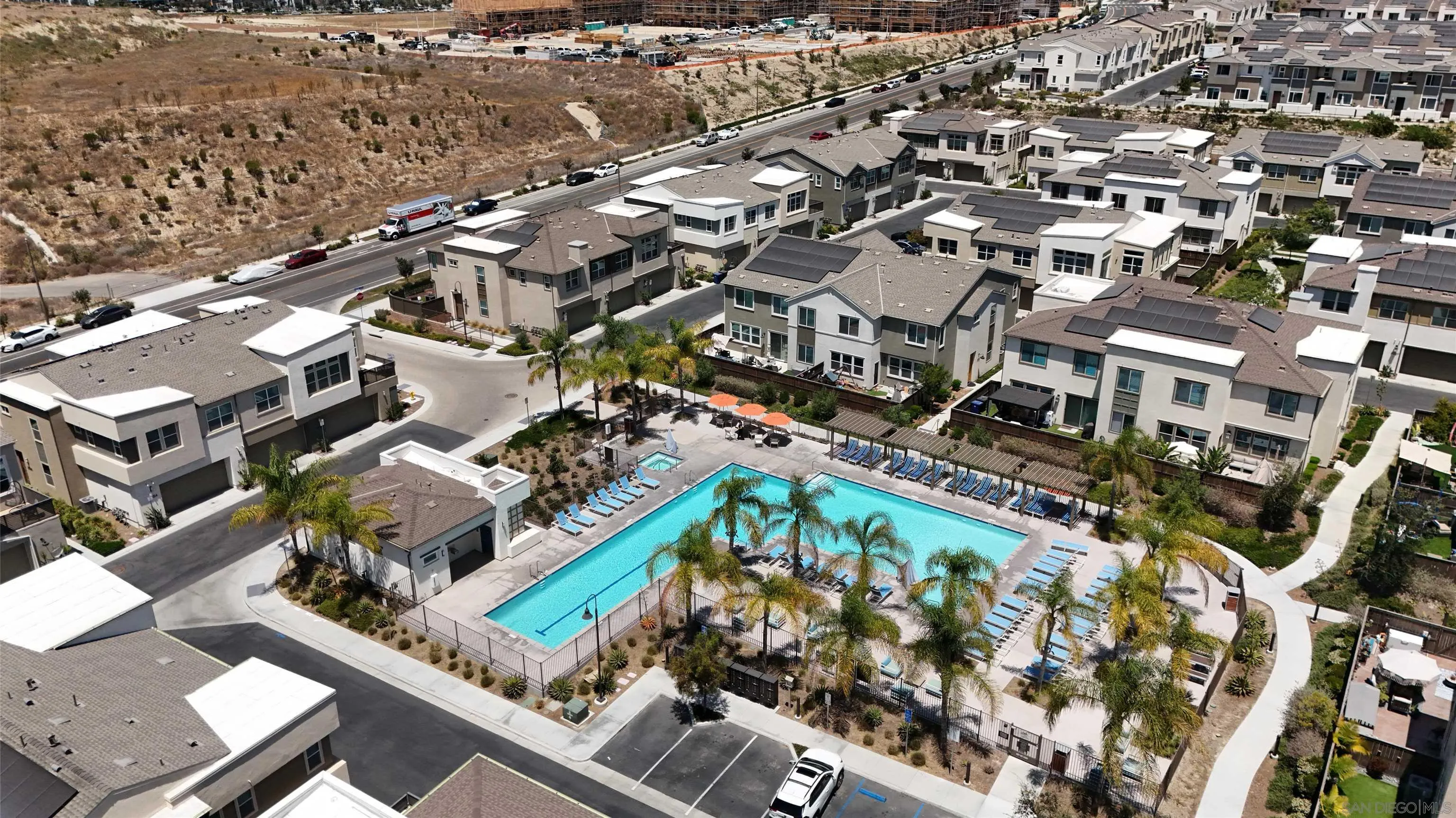 https://cdn.realtyfeed.com/cdn/127/260016673/f5fb205847aeb2345fe7322c83f11343.webp