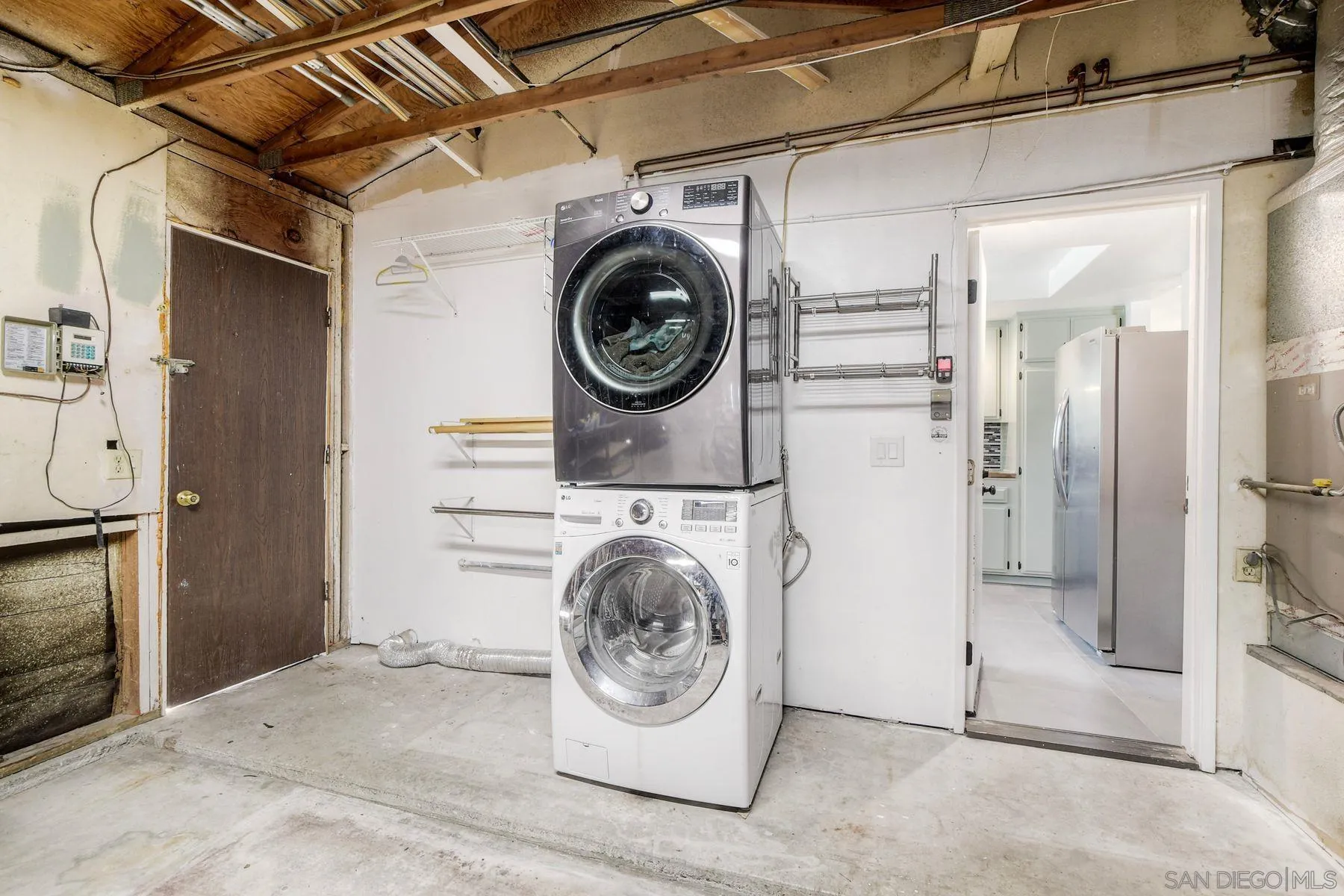 https://cdn.realtyfeed.com/cdn/127/260016680/6710508c0ea19ef9efbe04ba00df5ba2.webp