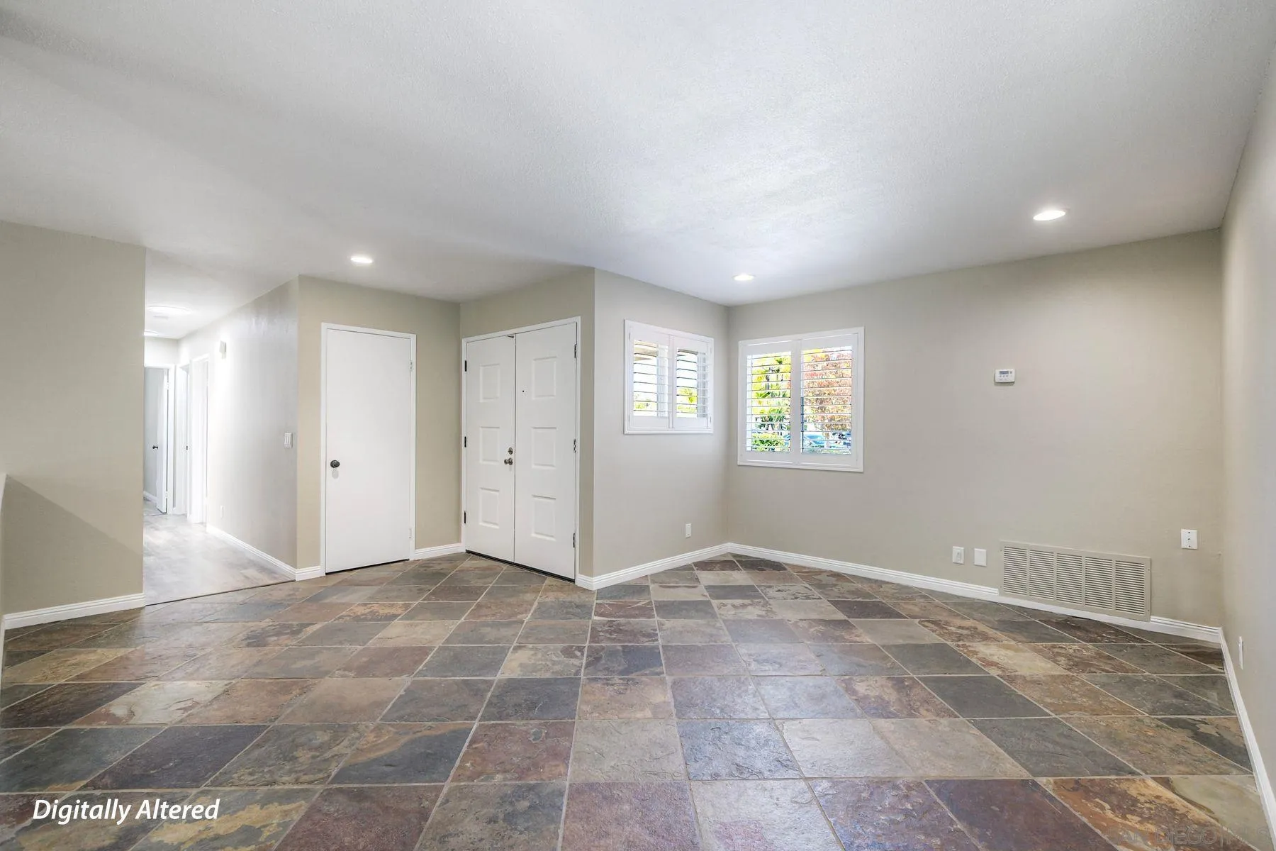 https://cdn.realtyfeed.com/cdn/127/260016680/c4304973984829547110d10043fb3045.webp
