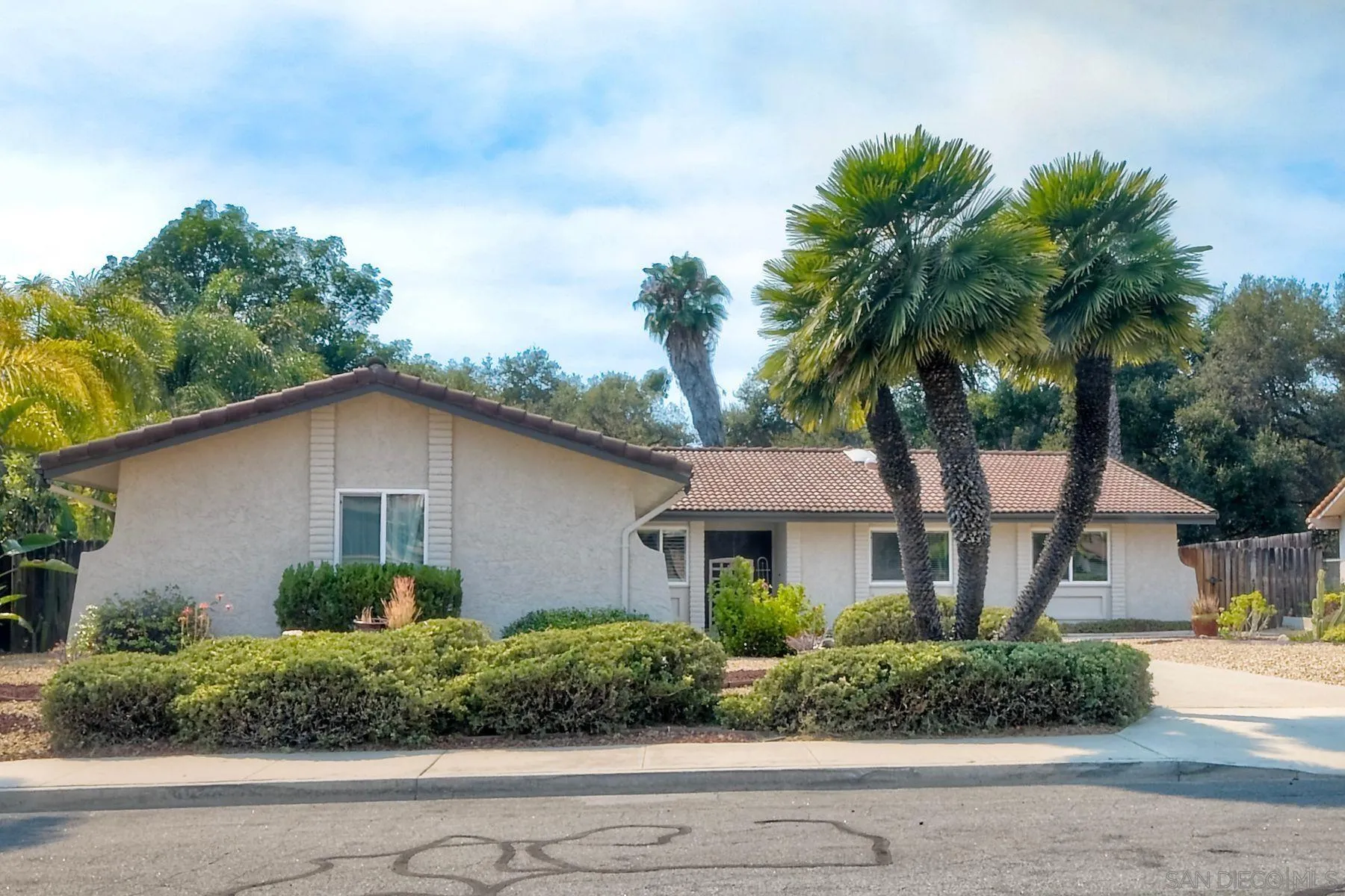 1348 Via Christina, Vista, CA 92084 - Main photo, Vista, CA
