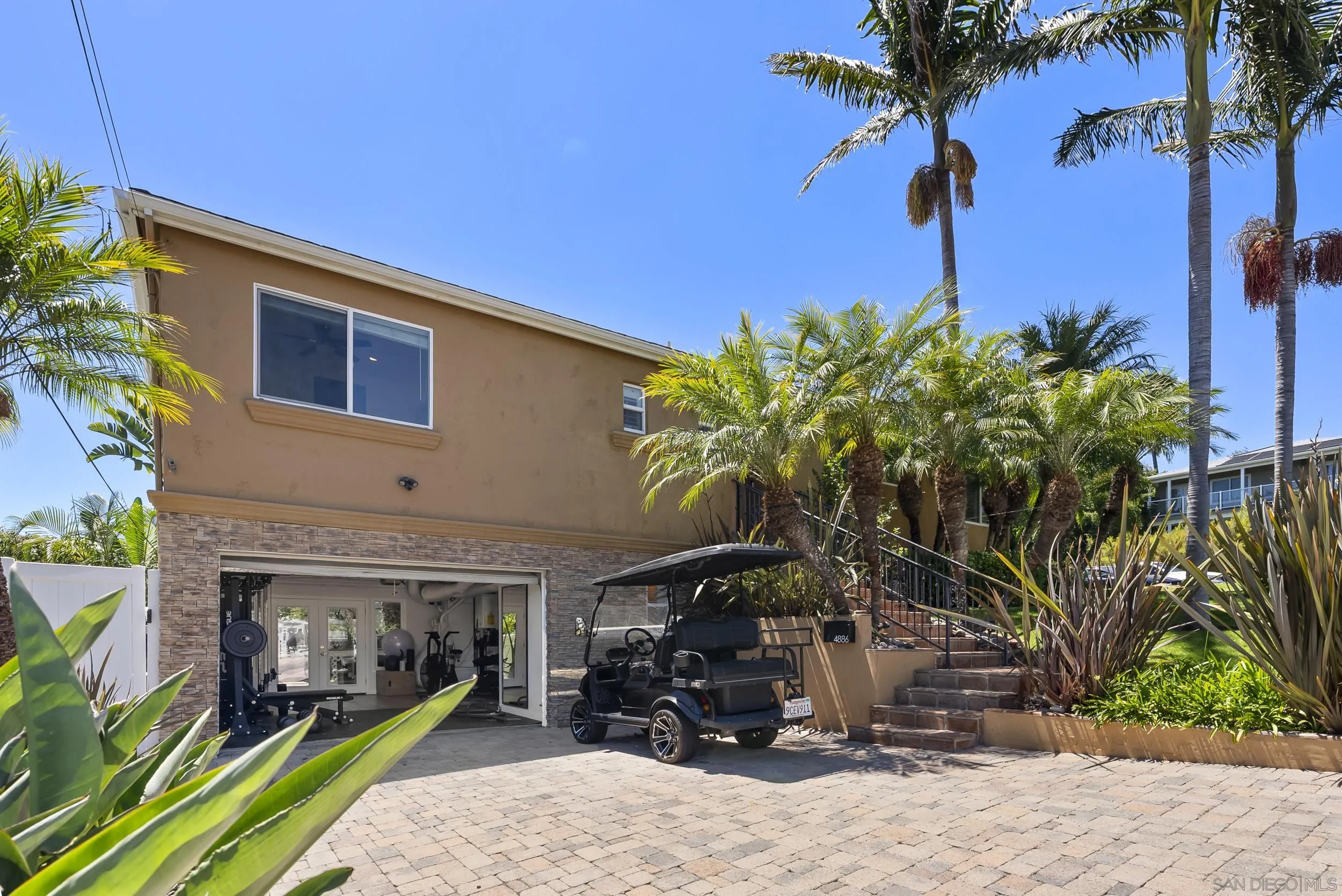 https://cdn.realtyfeed.com/cdn/127/260016683/12667c15c76a8da14e9a69ef2df03156.webp