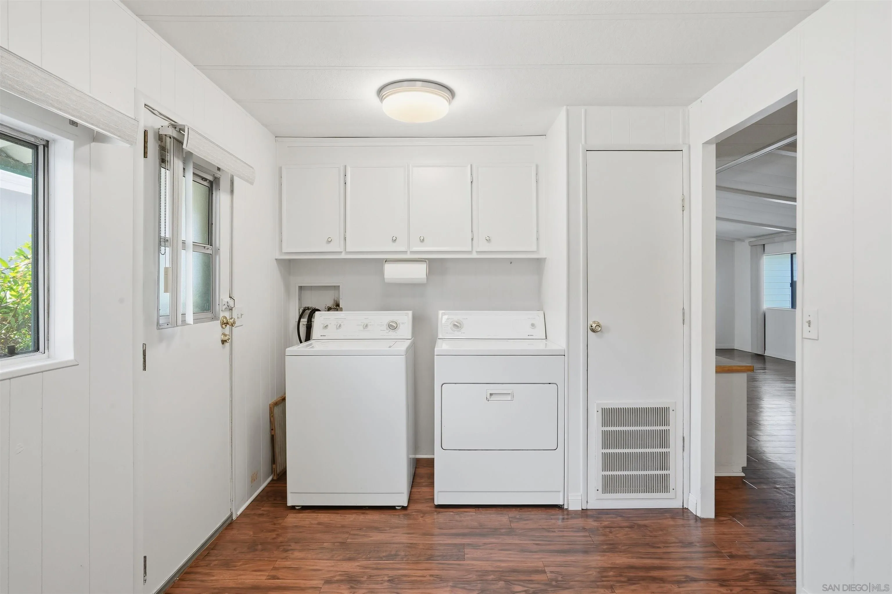 https://cdn.realtyfeed.com/cdn/127/2600167/aafea94a21e8092982b7b66609e725f1.webp
