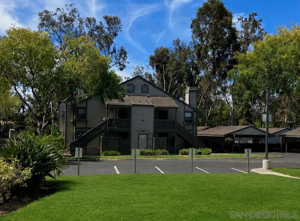 1953 Wellington Ln #4, Vista, CA 92081 - Main photo, Vista, CA