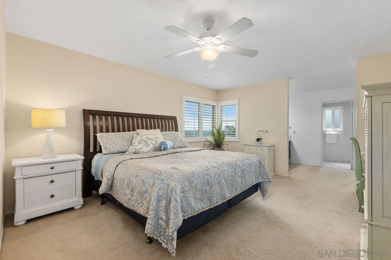 https://cdn.realtyfeed.com/cdn/127/260016709/79c6e300e6e6f7d9a9c3fd150c228666.webp