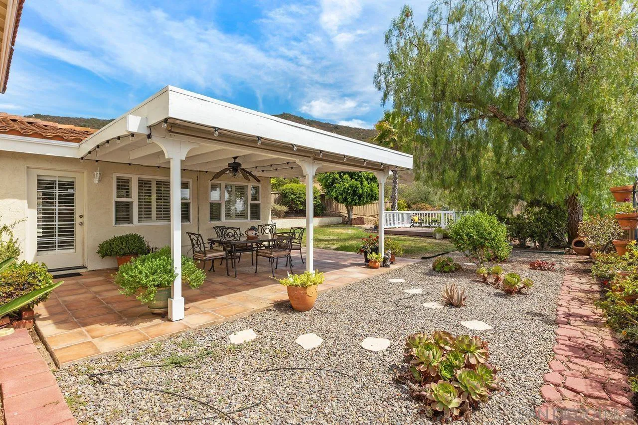https://cdn.realtyfeed.com/cdn/127/260016709/a4045e7f8d89f916ef0c4c442ae92399.webp