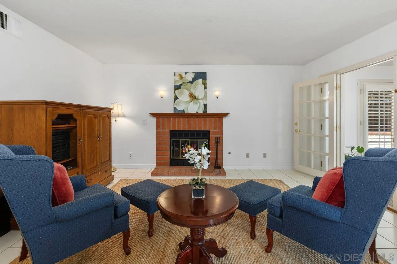 https://cdn.realtyfeed.com/cdn/127/260016709/a737717a7fae34e0bd1171845d73274f.webp