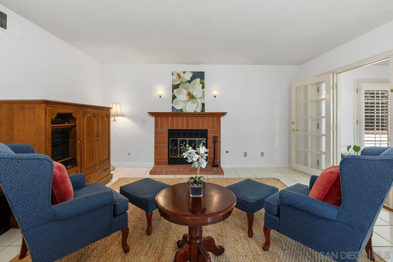 https://cdn.realtyfeed.com/cdn/127/260016709/cf6c9bea650b56e09011a34e2fe6a096.webp