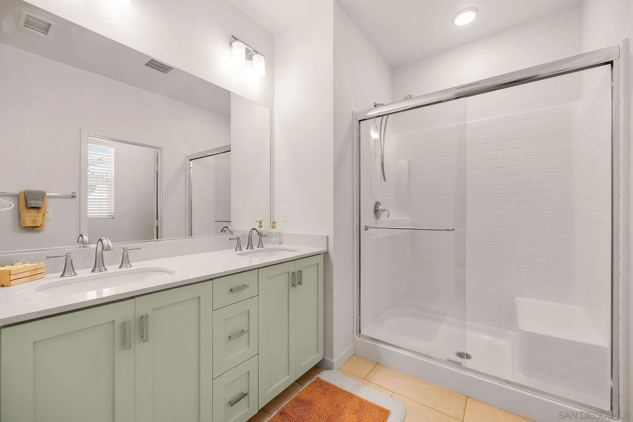 https://cdn.realtyfeed.com/cdn/127/260016722/e9e49e4956394a58247605b2fca6fdcc.webp