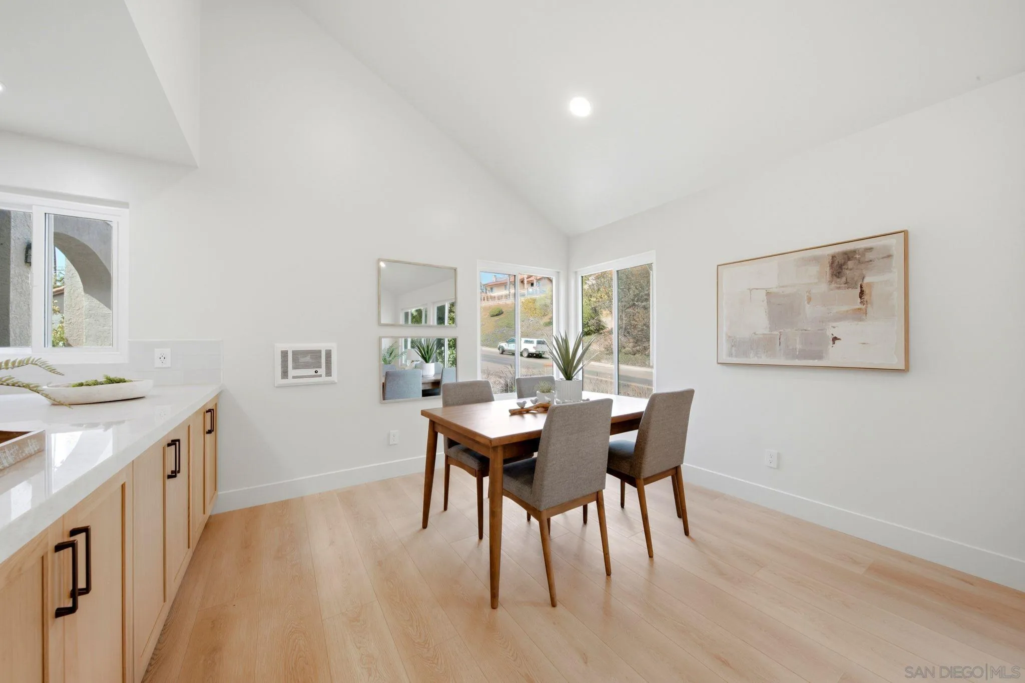 Photo #7: 260016723 Listing: Photo #7