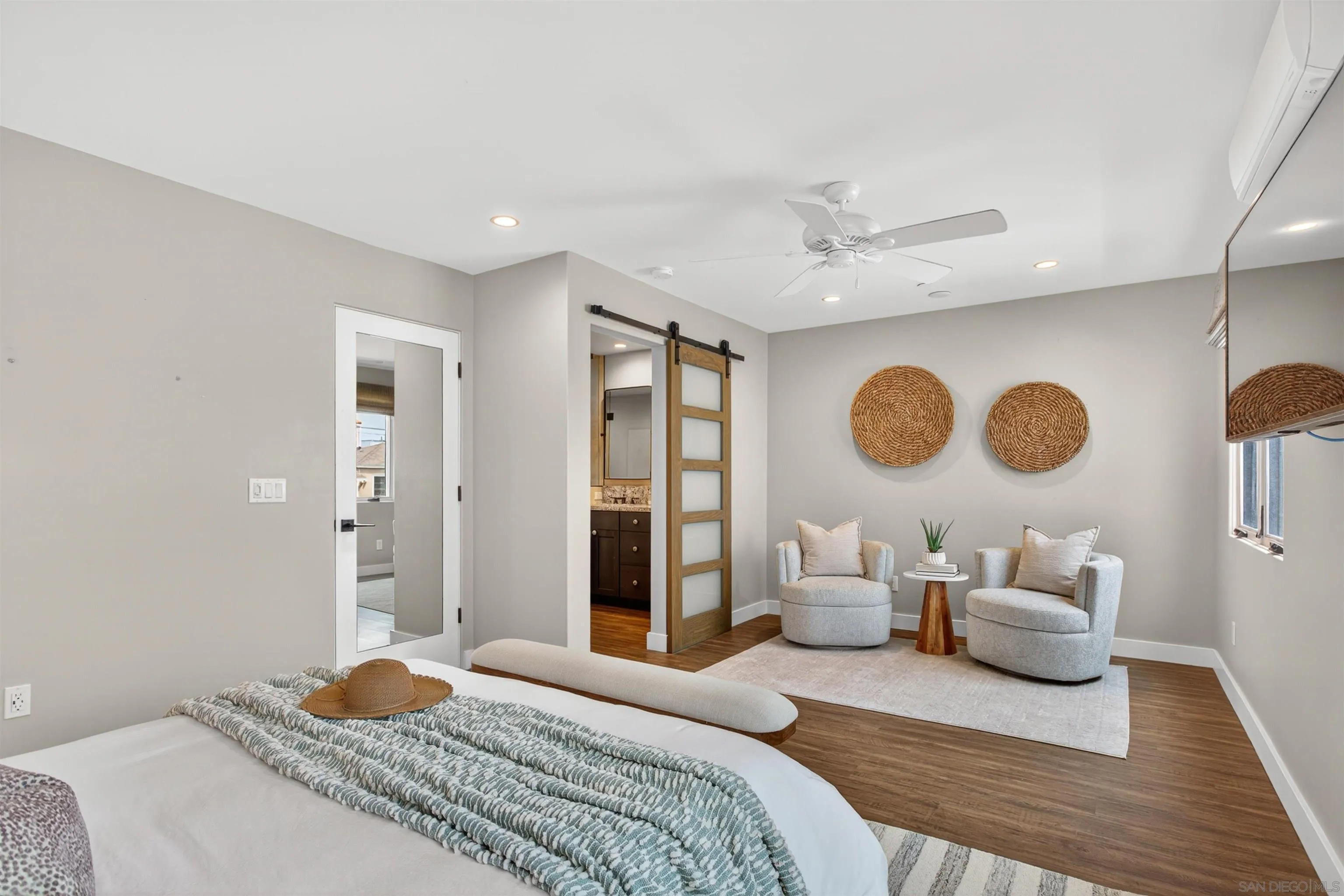 https://cdn.realtyfeed.com/cdn/127/260016725/8b9df81f47ce159e43d1be7a1c50869c.webp