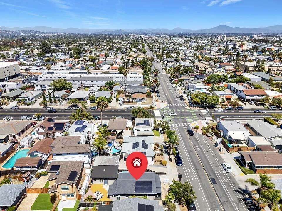 https://cdn.realtyfeed.com/cdn/127/260016727/0cb79a762f5e004a5a5423a6d8a67383.webp