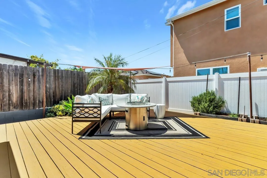 https://cdn.realtyfeed.com/cdn/127/260016727/177018f54907261077e1f887e4855d09.webp