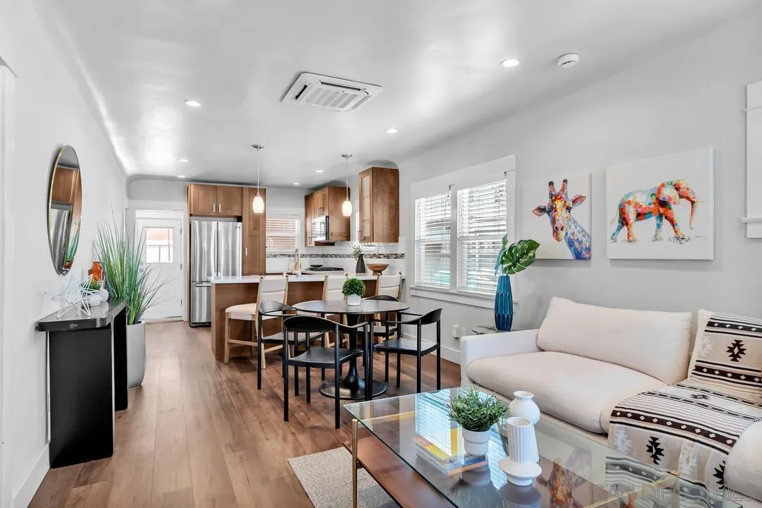 https://cdn.realtyfeed.com/cdn/127/260016727/24650bc8b70ff7eb7523e840b3bdab8d.webp
