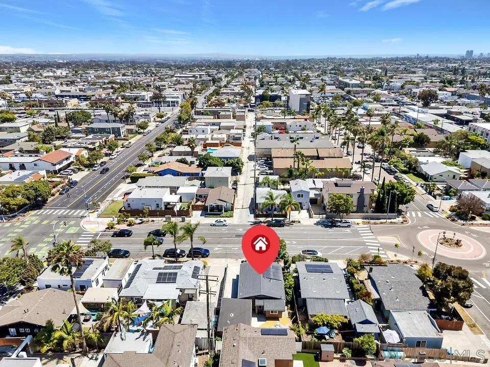 https://cdn.realtyfeed.com/cdn/127/260016727/4ee7321a549a4ec0dfd8caf00818a793.webp