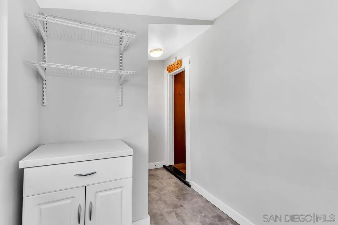 https://cdn.realtyfeed.com/cdn/127/260016727/4f96037ea04fff6961ef9663ec090483.webp
