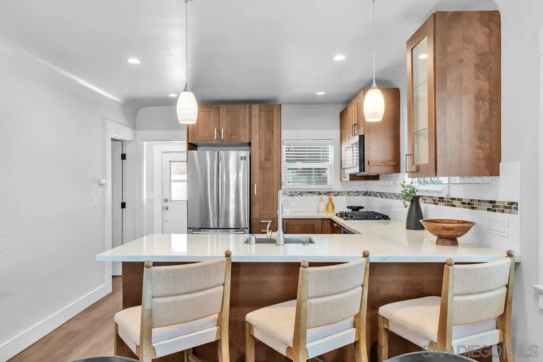 https://cdn.realtyfeed.com/cdn/127/260016727/5112089ec2f1d66c2ddada5b35fece55.webp