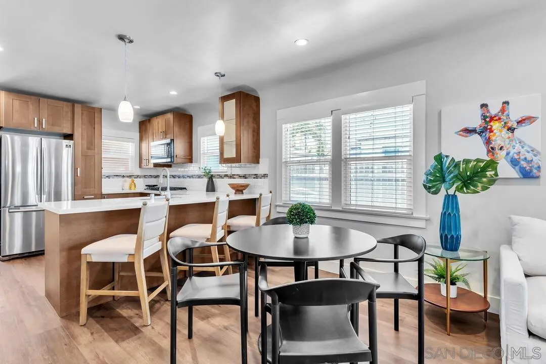 https://cdn.realtyfeed.com/cdn/127/260016727/54304a6b153c16a9d6be4dbd3736a12d.webp