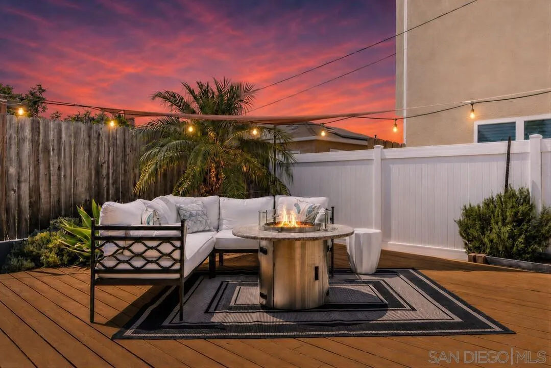 https://cdn.realtyfeed.com/cdn/127/260016727/e274da3ac38de5a3b36086a7a6599b79.webp