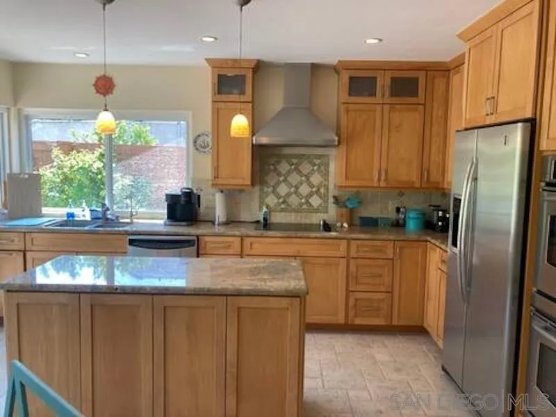 https://cdn.realtyfeed.com/cdn/127/260016734/63b52e2c425e4b331fc47c8fba3e7a89.webp