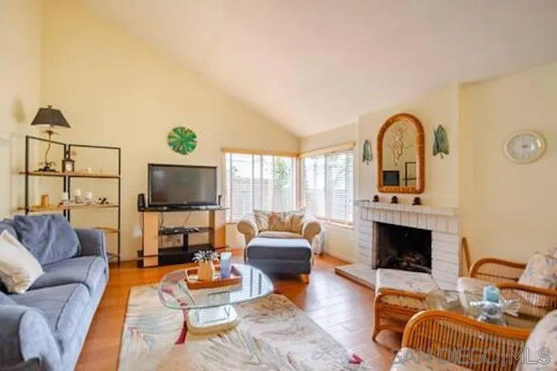 https://cdn.realtyfeed.com/cdn/127/260016734/e30124d826b6a52c3b7ea19f4eb46b10.webp