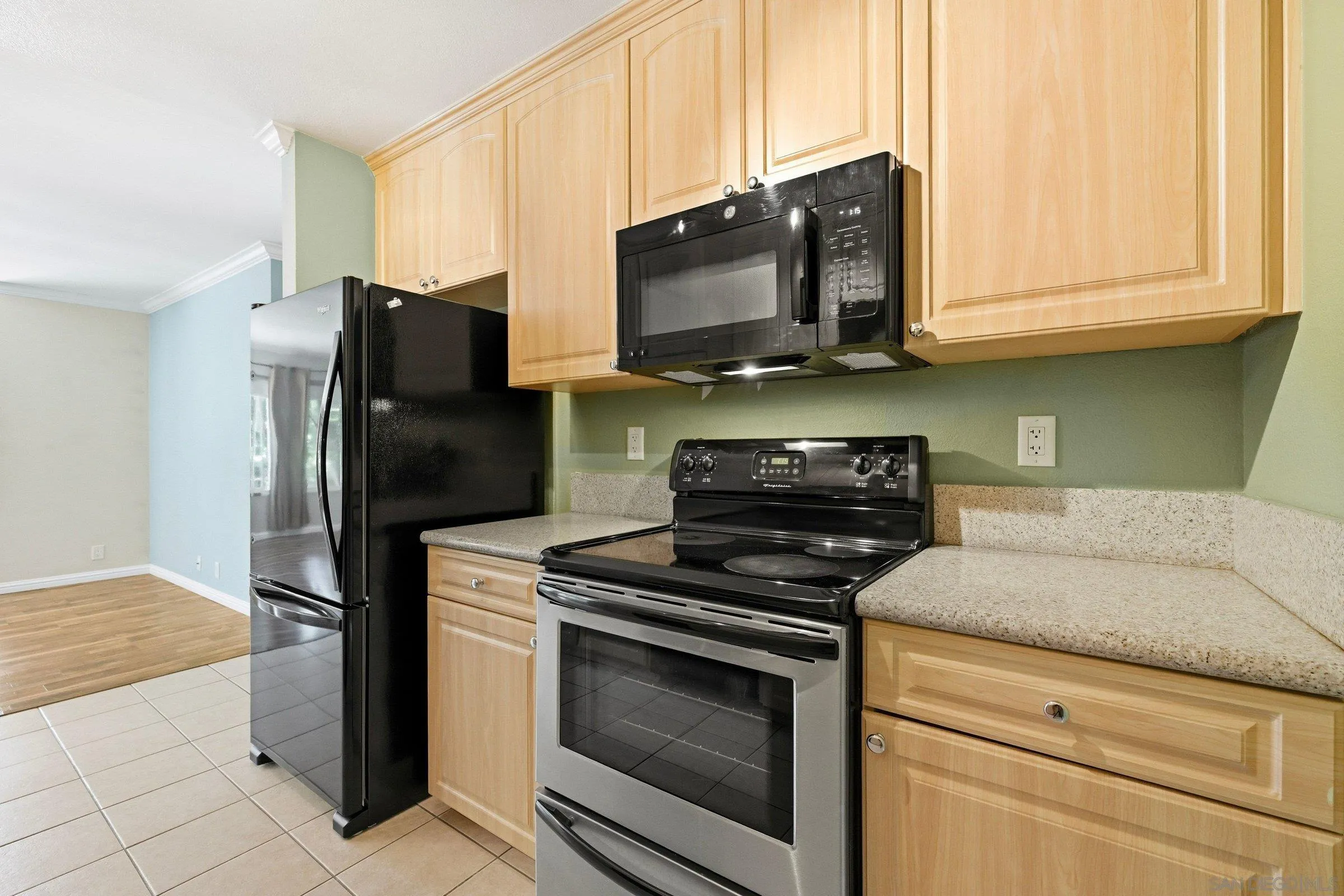 Photo #10: 260016736 Listing: Photo #10