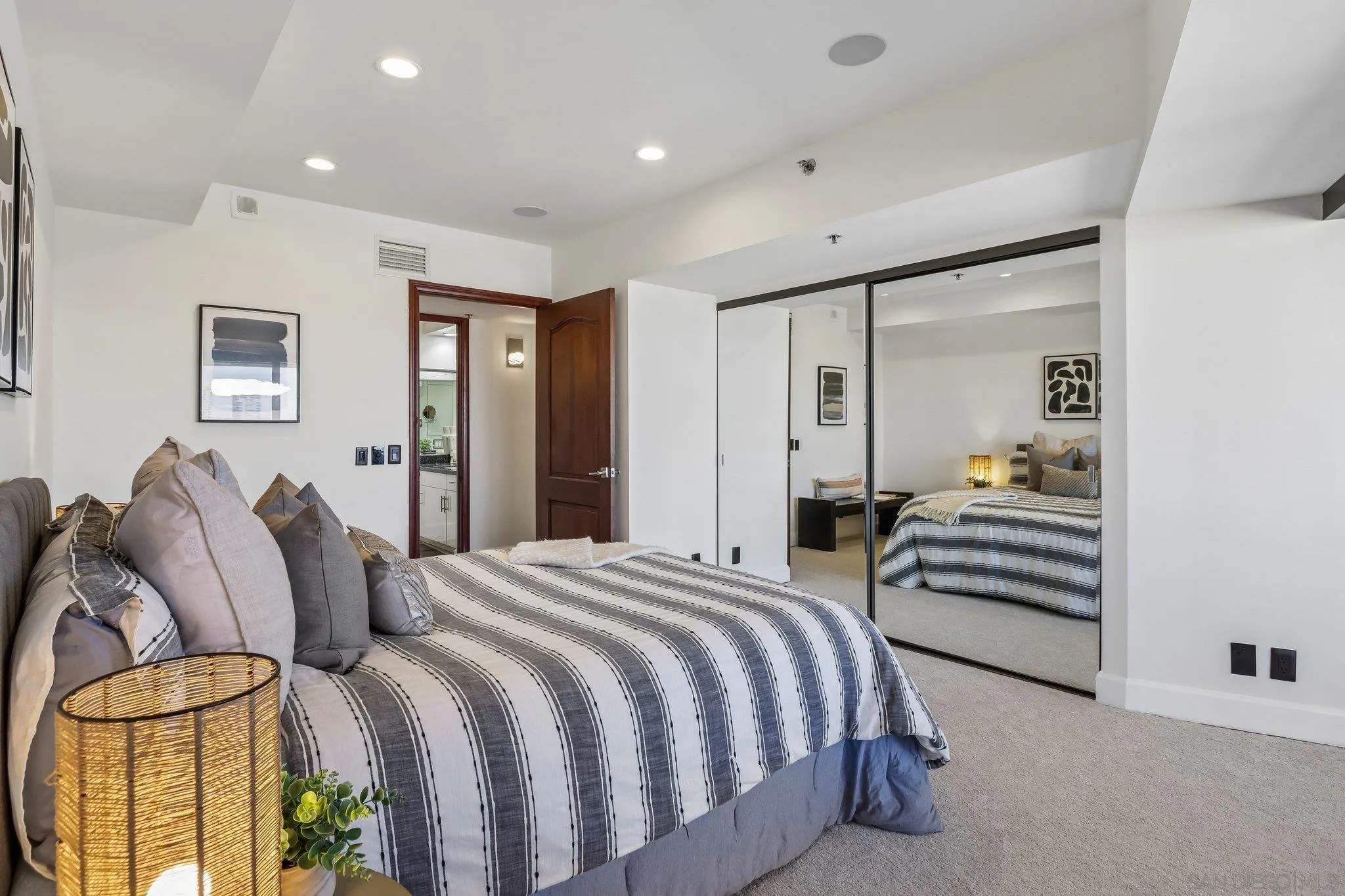 Photo #35: 260016738 Listing: Photo #35