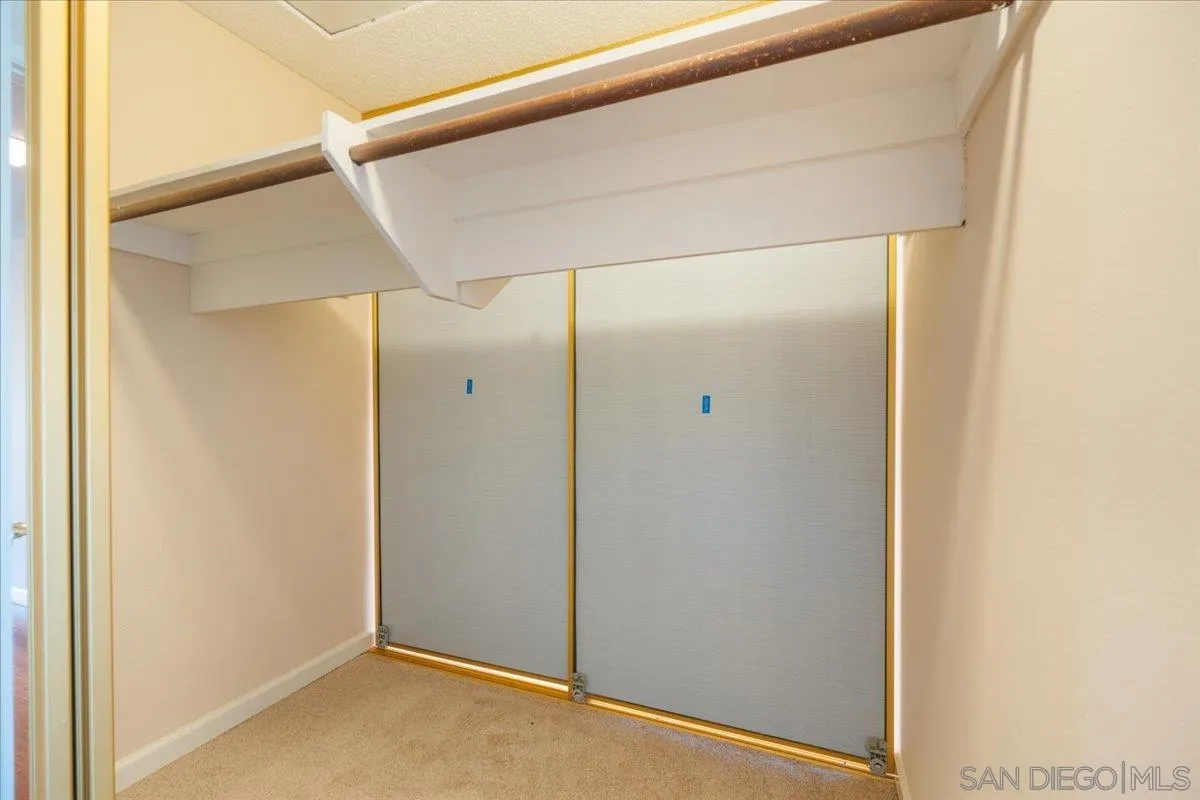 https://cdn.realtyfeed.com/cdn/127/260016746/32218a8d015736a43b855a627ce6b7ca.webp