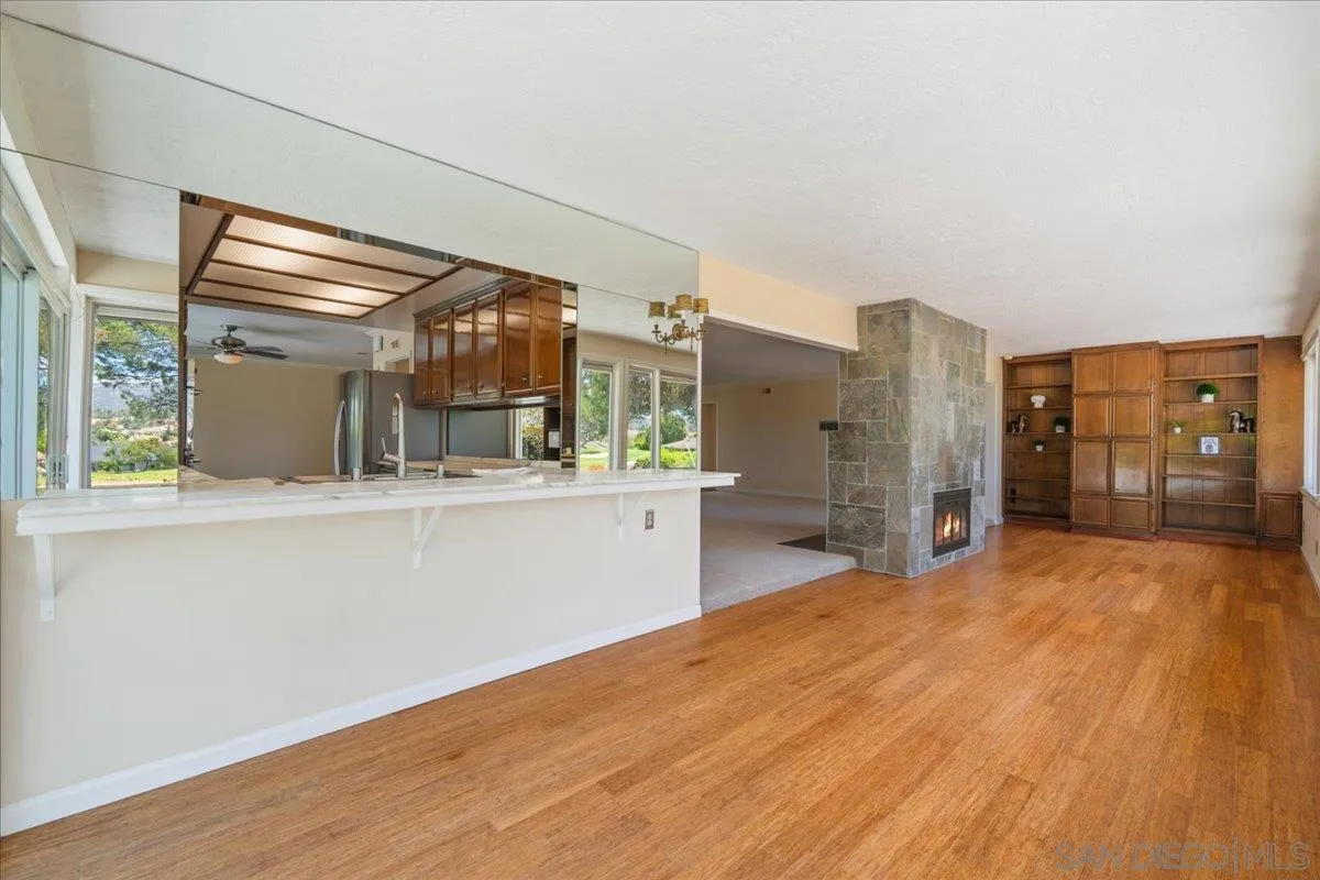 https://cdn.realtyfeed.com/cdn/127/260016746/367d2304373da8f6c50254e1407021e2.webp