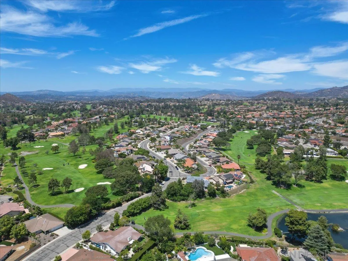 https://cdn.realtyfeed.com/cdn/127/260016746/3d0c93e910cf608442d3f51207feba21.webp