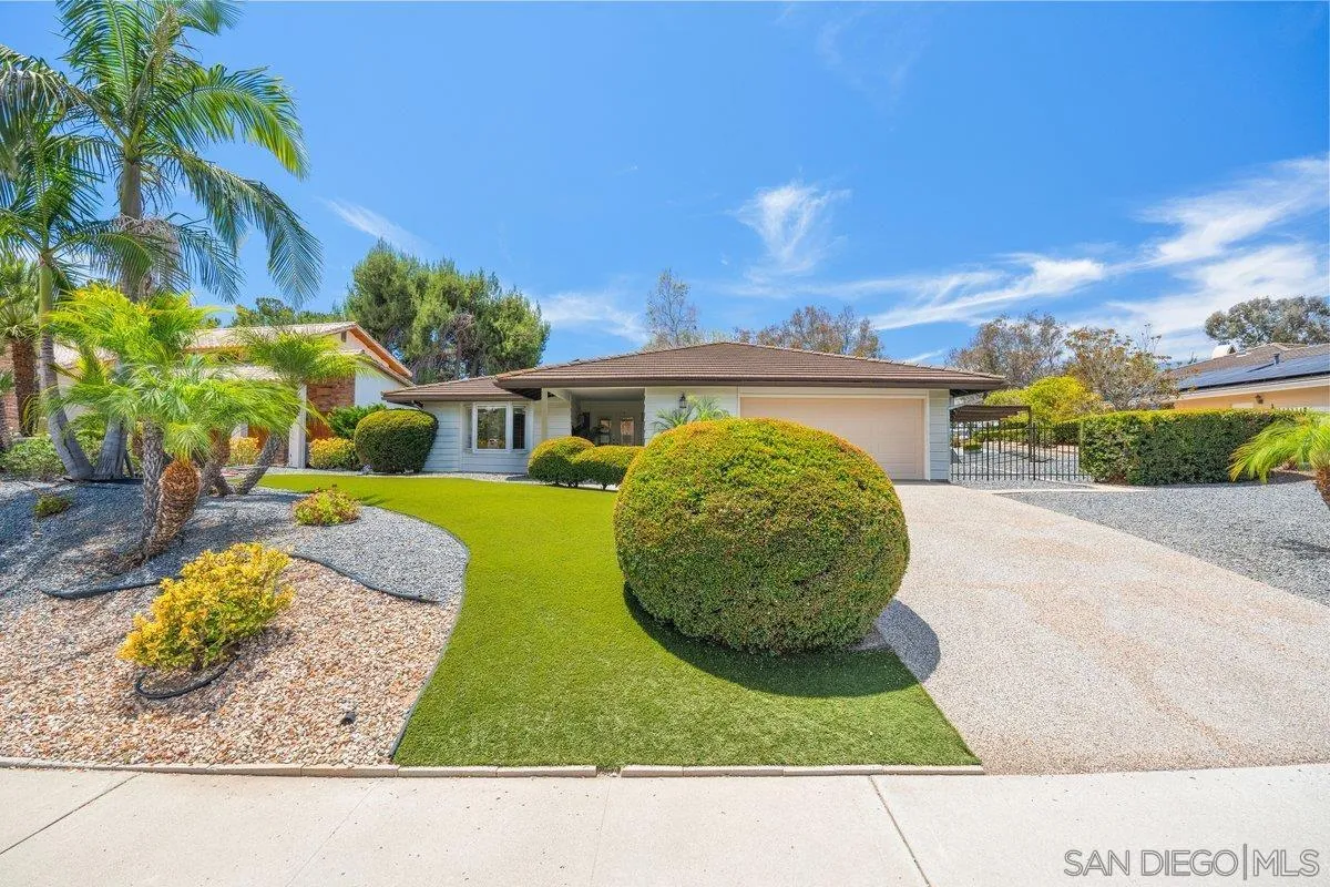 https://cdn.realtyfeed.com/cdn/127/260016746/448510de92acb9675457a502a651de9a.webp