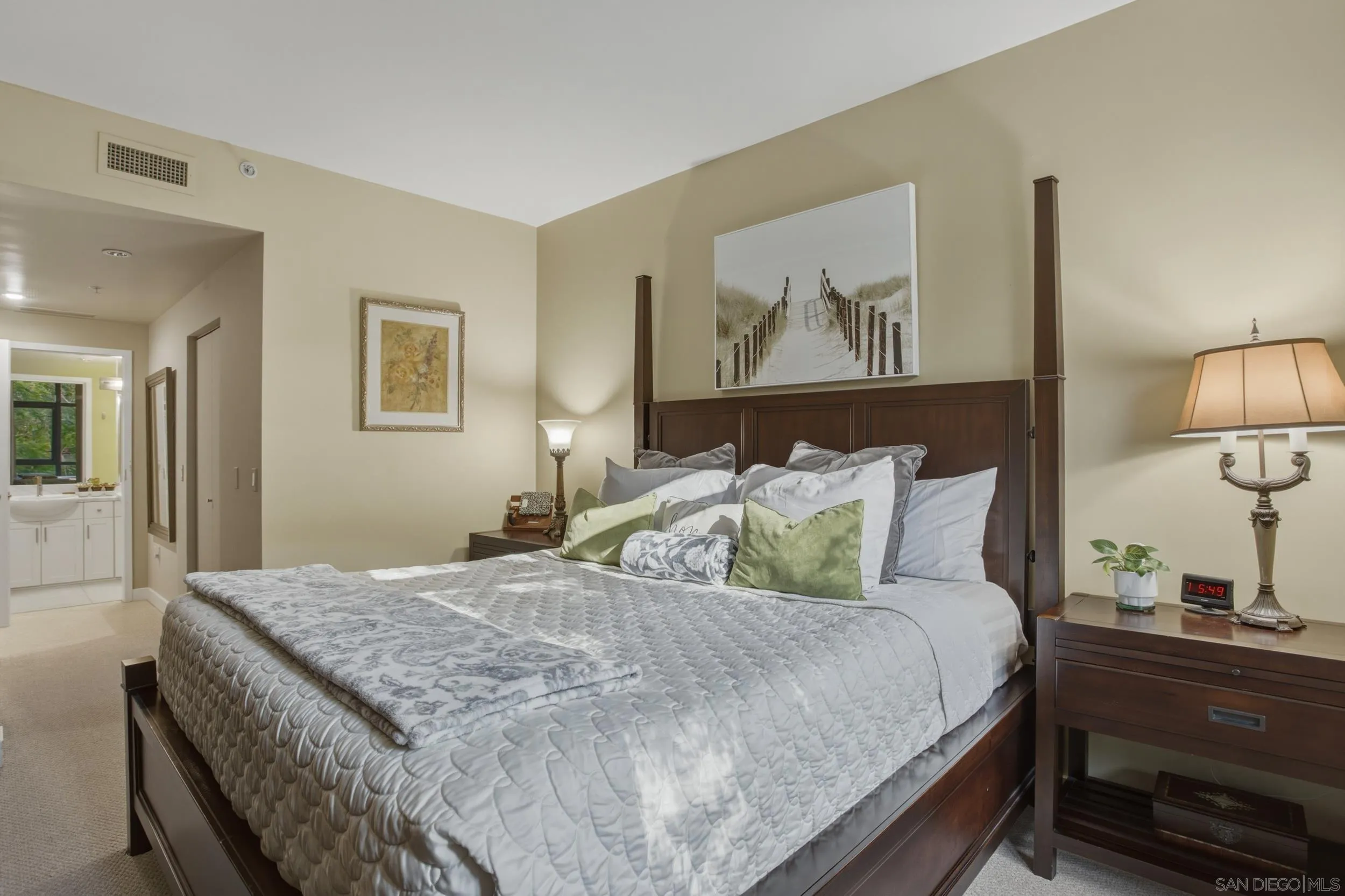 Photo #15: 260016748 Listing: Photo #15