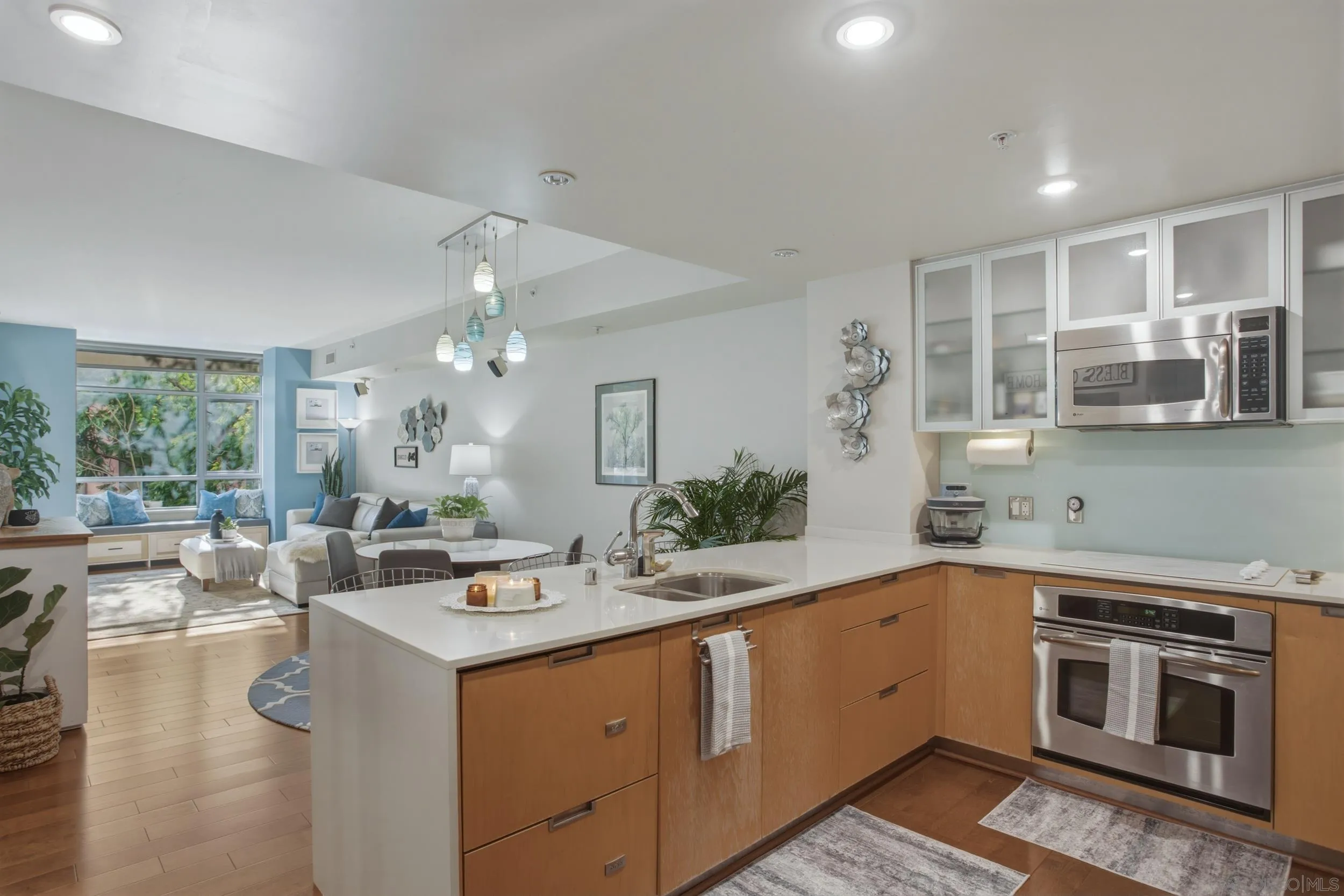 Photo #12: 260016748 Listing: Photo #12