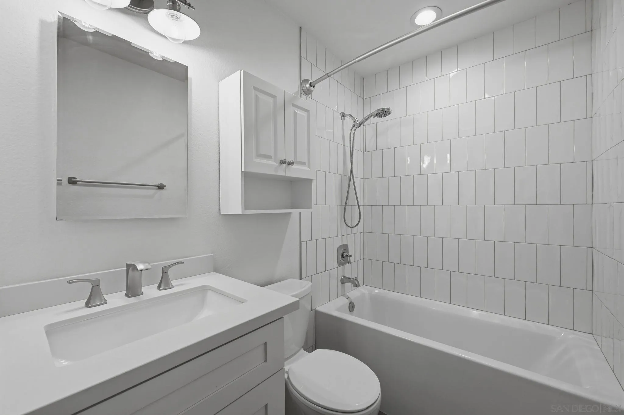 https://cdn.realtyfeed.com/cdn/127/260016758/09e0e1a012e4a06c47a0ed3fca20488e.webp