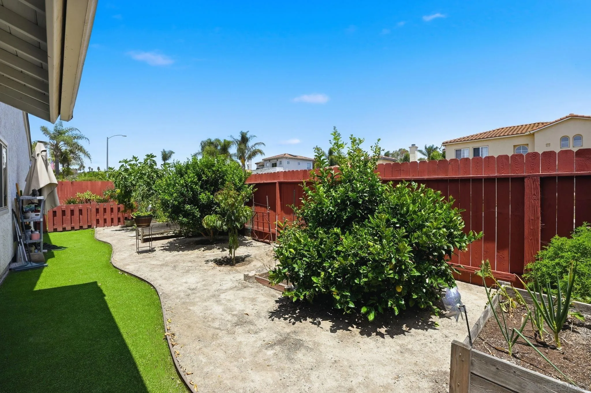 https://cdn.realtyfeed.com/cdn/127/260016758/9ea1695e5e398385611dfff16d45f4c8.webp