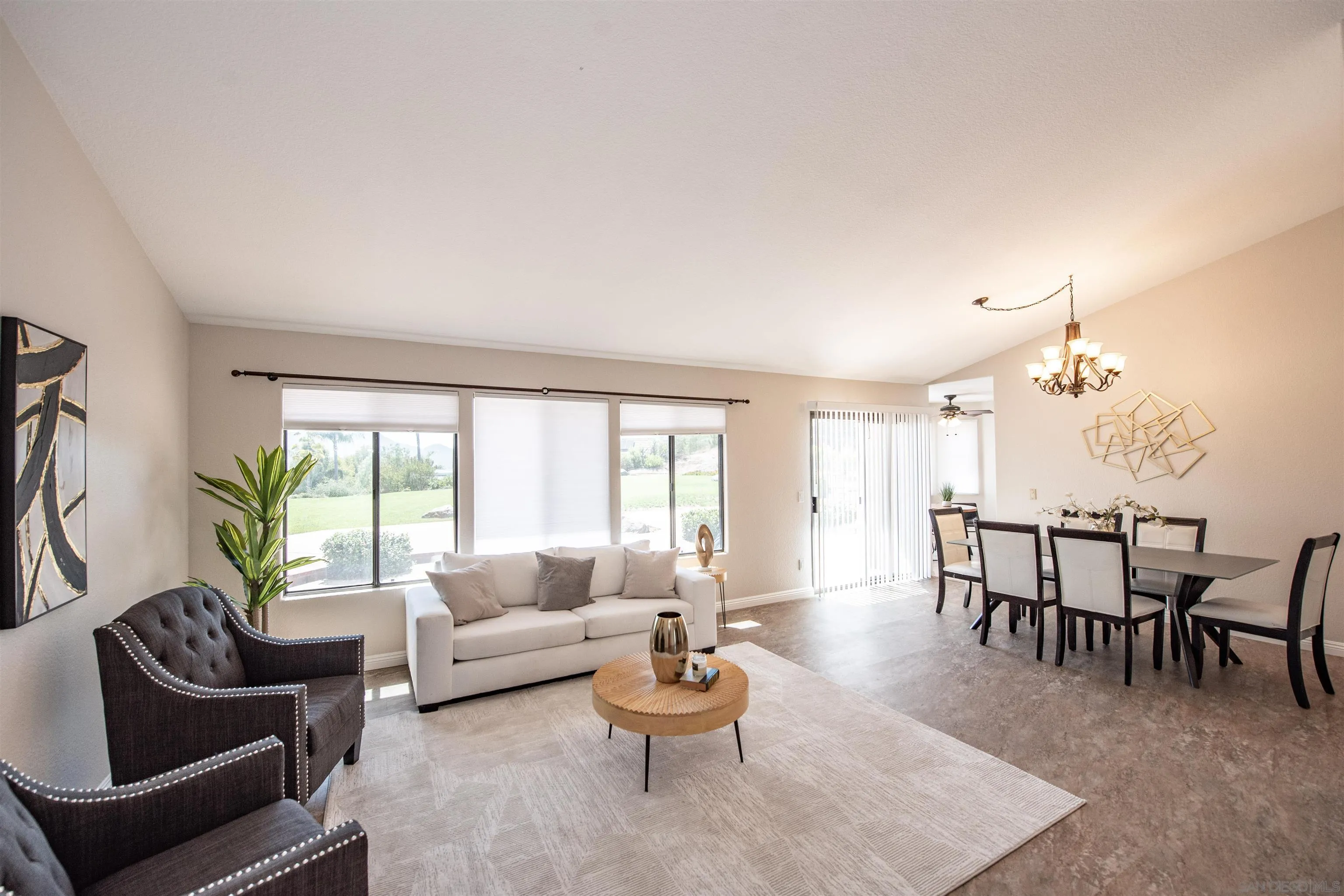 https://cdn.realtyfeed.com/cdn/127/260016761/30e85ffc995c10b4cd5a5dd26be43feb.webp